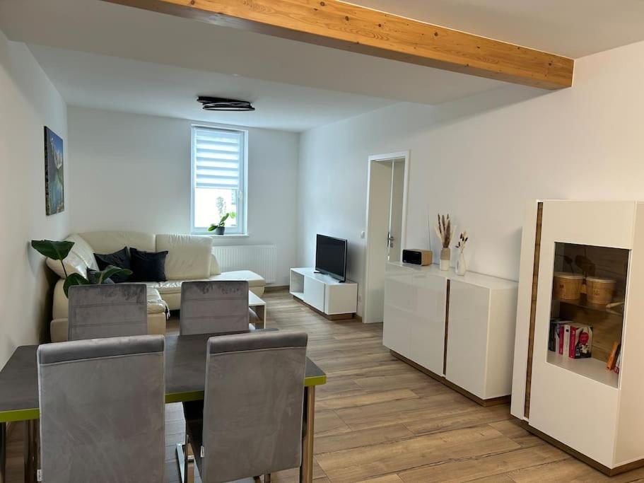 Eisfelder Auszeit Apartment Екстериор снимка
